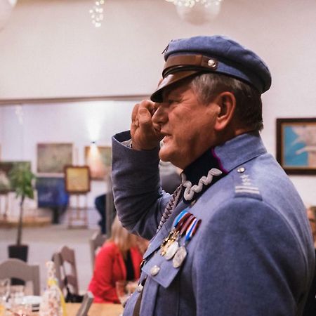 Zielona Brama Hotel Przywidz  Kültér fotó